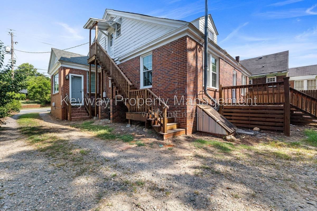 1013 Georgia Ave #BB - Photo 4 of 10