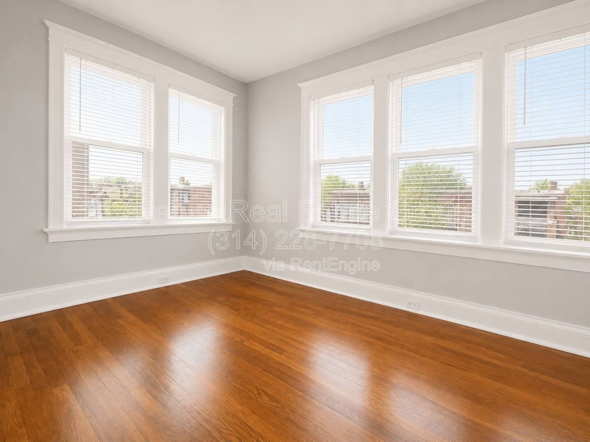 753 Leland Ave #3F - Photo 3 of 13