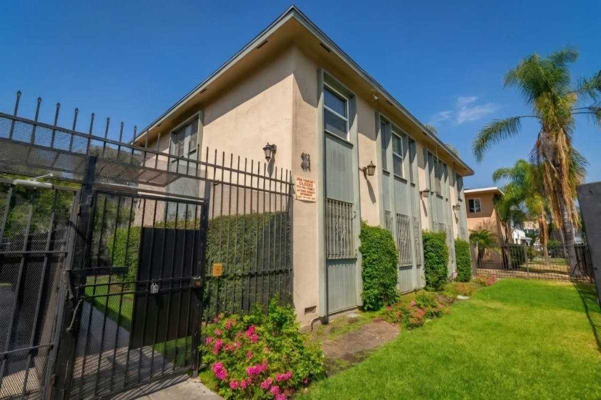 4112 Palmwood Dr #6A - Photo 3 of 10