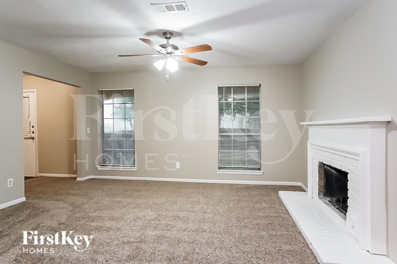 2410 Planters House Ln - Photo 2 of 16