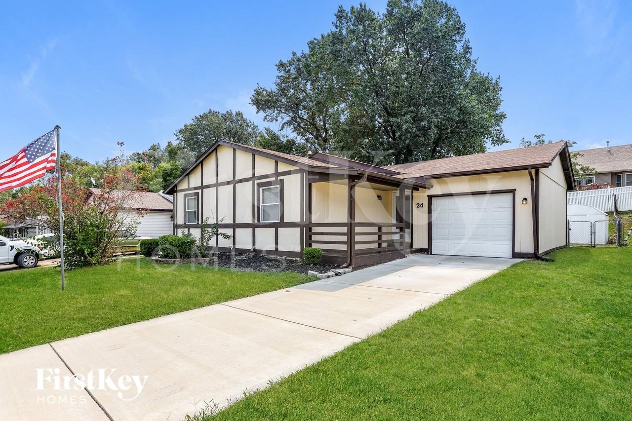 24 Pheasant Ln - Photo 2 of 15