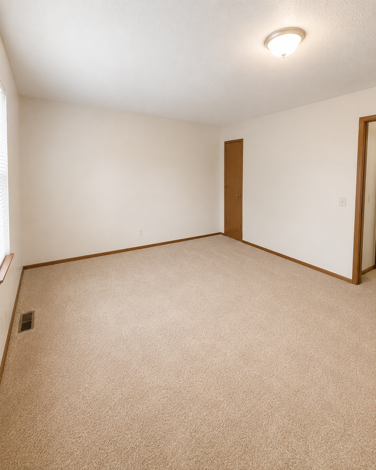 427 8th Ave Se - Photo 3 of 13