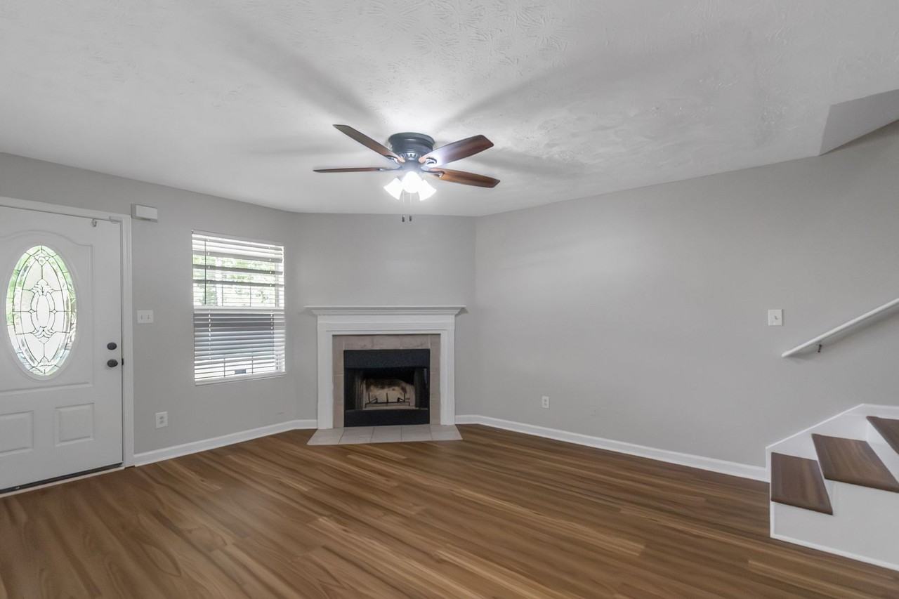 97 Livingston Ln - Photo 3 of 28