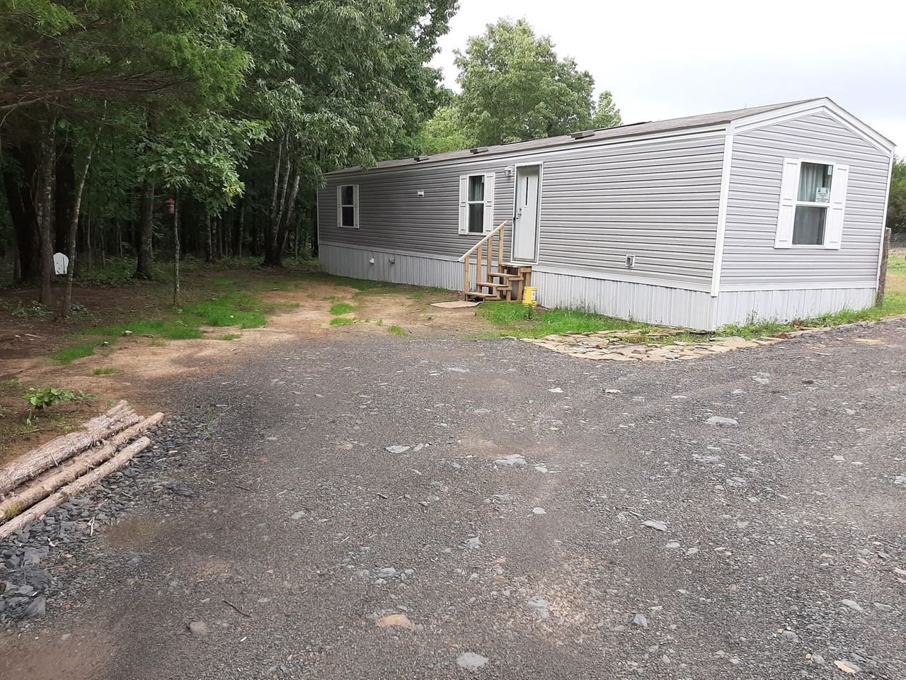 419 Kentucky Valley Rd - Photo 2 of 21