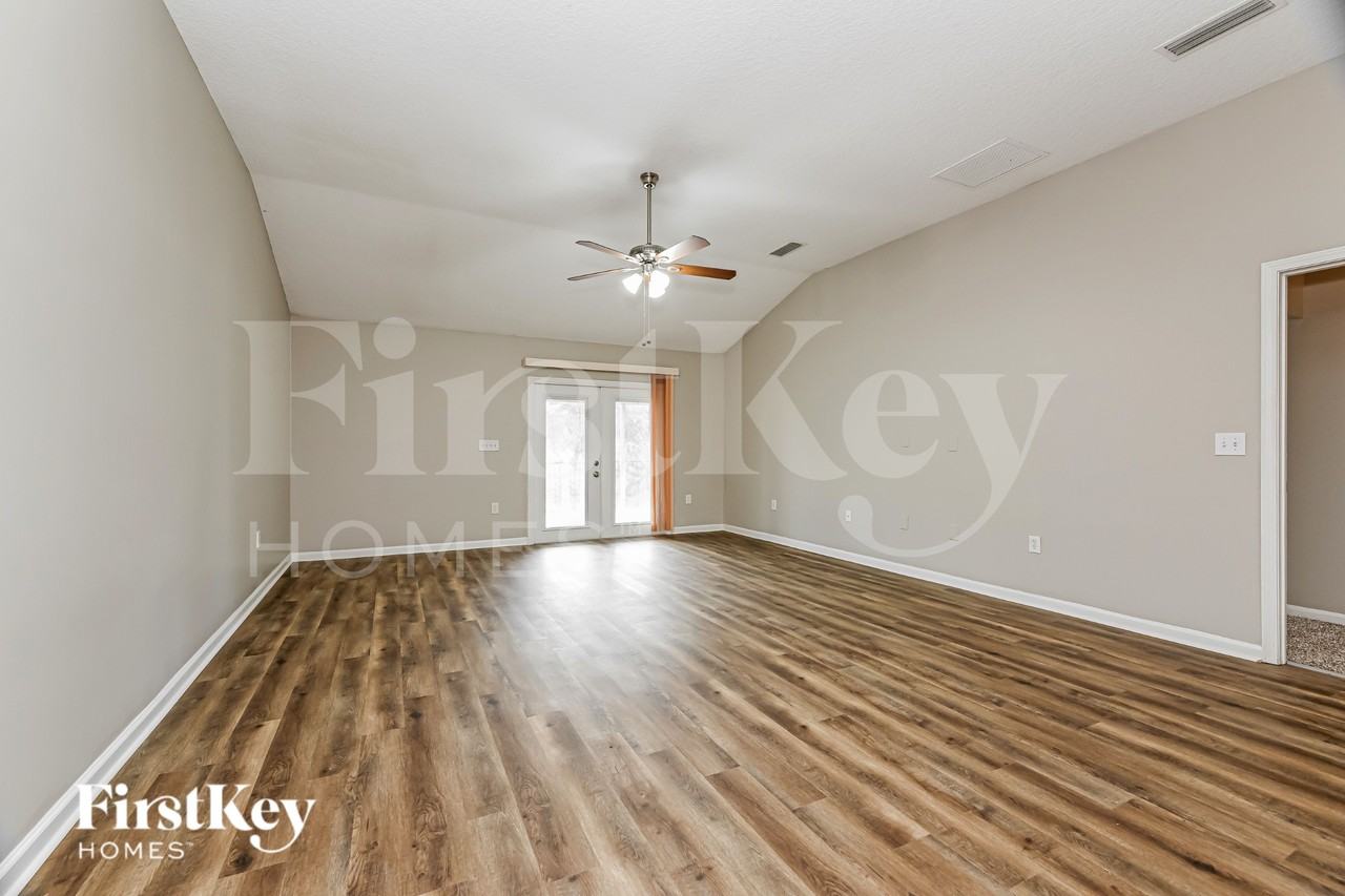 13772 Fish Eagle Dr W - Photo 3 of 19