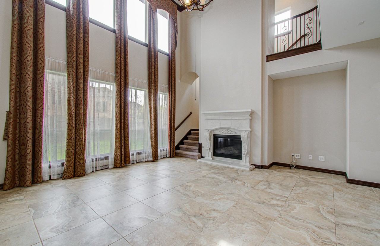 5711 Avon Landing Ln - Photo 4 of 50