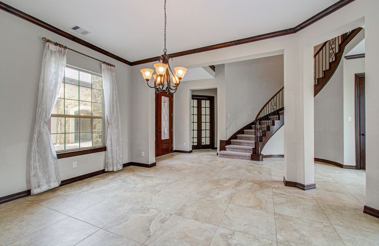 5711 Avon Landing Ln - Photo 6 of 50