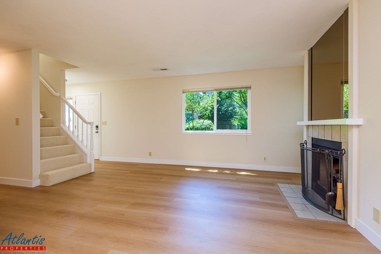 2931 Leotar Cir - Photo 3 of 22