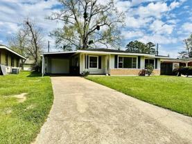 5720 Shivers Dr - Photo 1 of 1