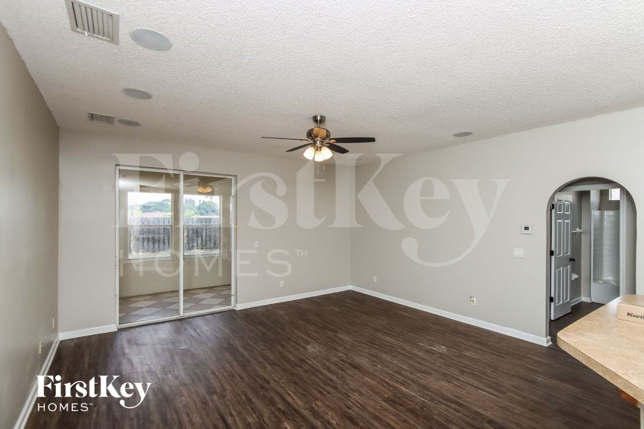 1133 Serenade St Nw - Photo 3 of 16