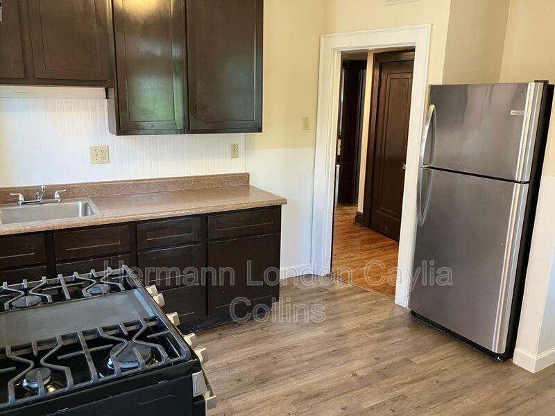 4427 S Grand Blvd #2F - Photo 2 of 17