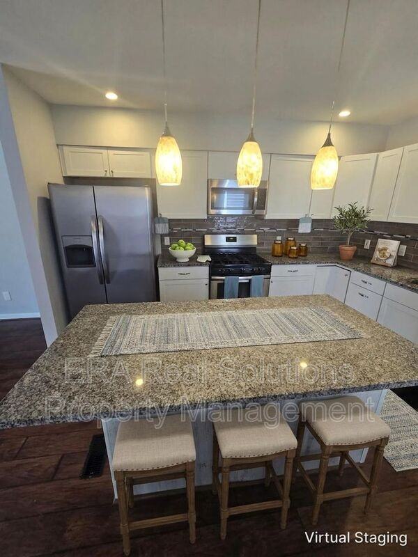 859 Reinhard Ave - Photo 2 of 33