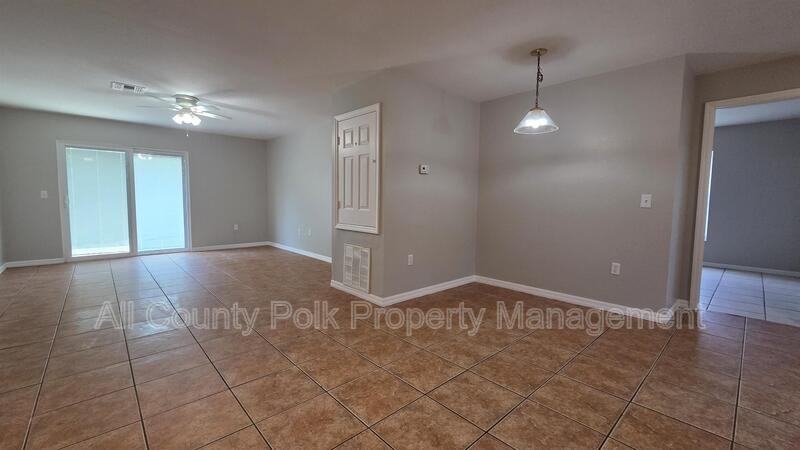 1210 Fairway Dr - Photo 5 of 21