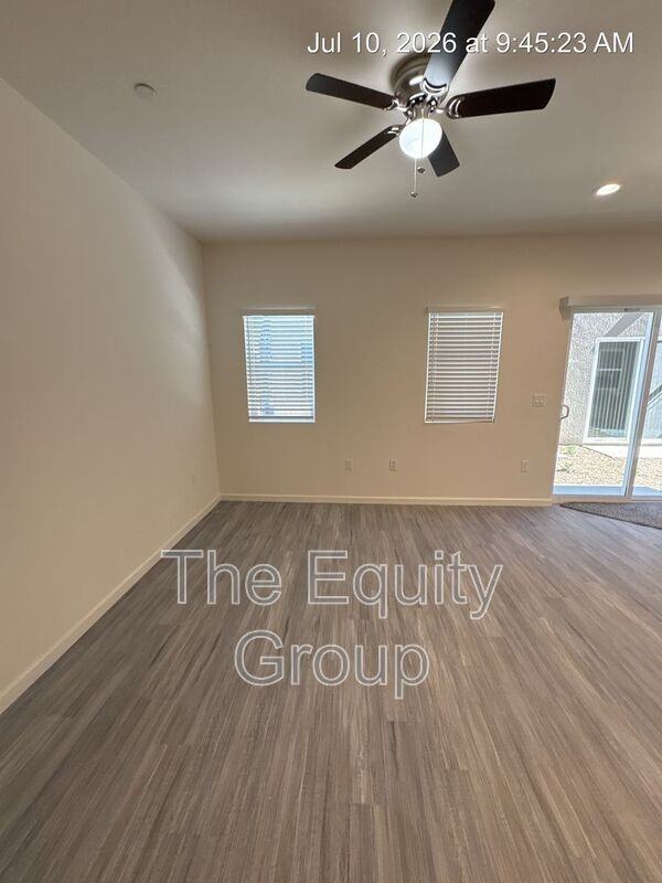 735 S Pinkham St #102 - Photo 7 of 27