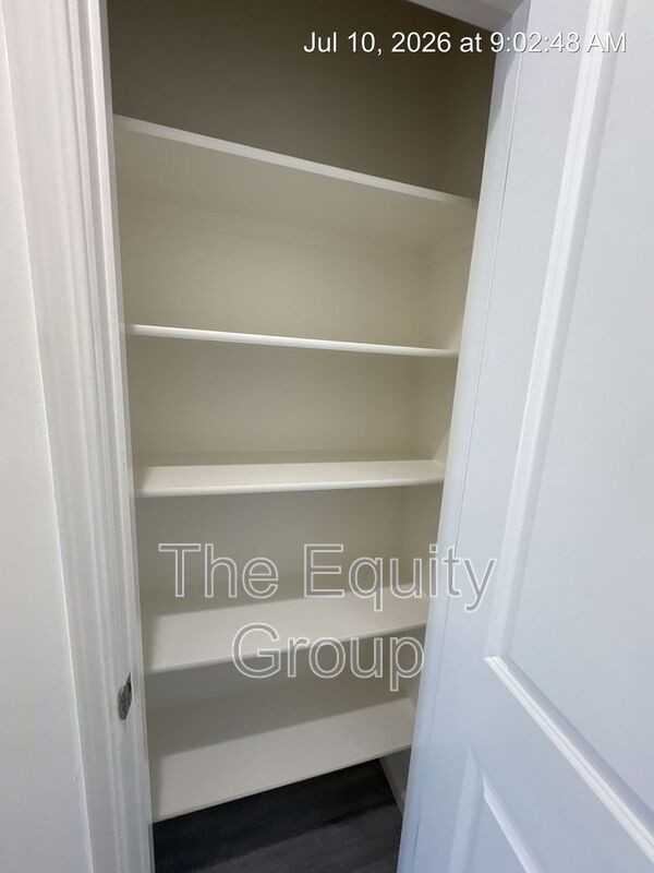 725 S Pinkham St #102 - Photo 6 of 26