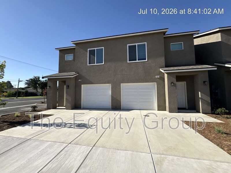 723 S Pinkham St - Photo 2 of 28