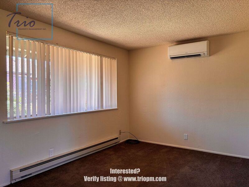 492 Macy St - Photo 3 of 15