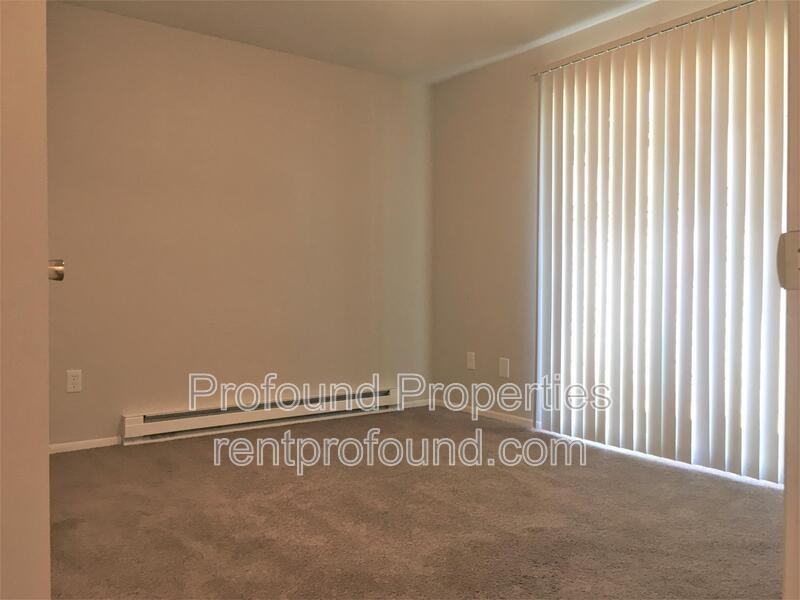 221 Se 12th Ave - Photo 5 of 8