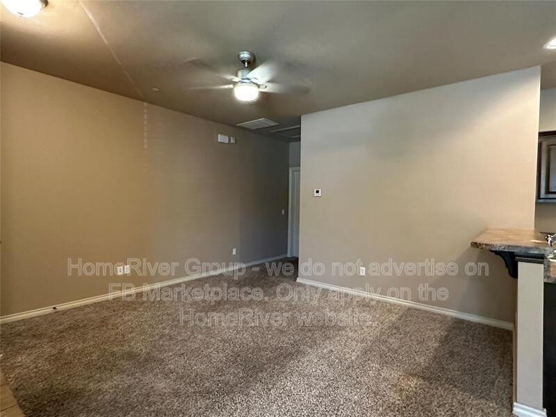 1005 Sw 92nd St - Photo 3 of 14