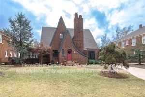featured image of 2730 Nw 17th St