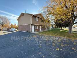 featured image of 1413 Westnorth #2