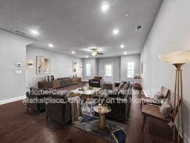 2335 May St #4F - Photo 1 of 1