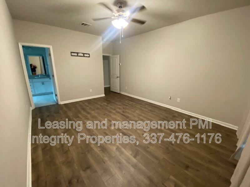 616 Vert Dr - Photo 5 of 11