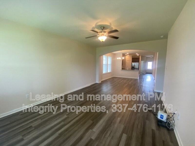 121 Rue Viansa - Photo 4 of 18