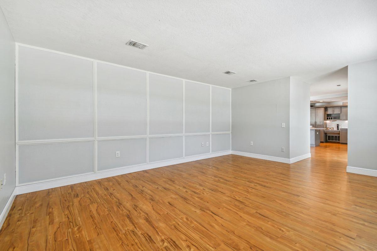 1302 Brandonwood Dr - Photo 3 of 17