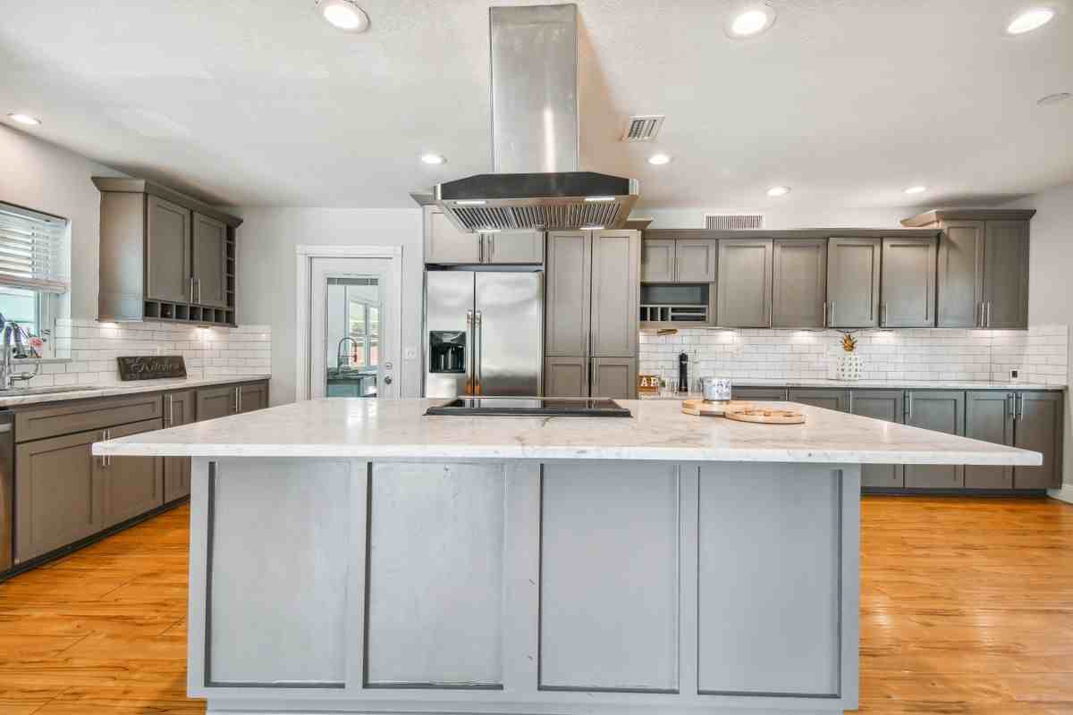 1302 Brandonwood Dr - Photo 6 of 17
