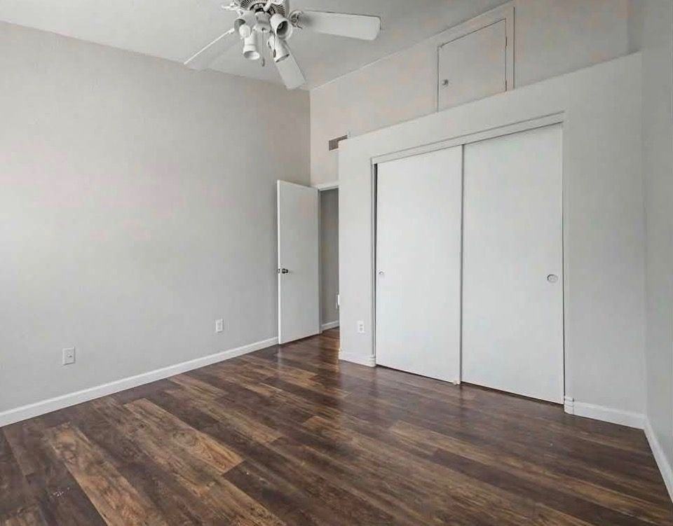 7727 W Eugie Ave - Photo 6 of 17