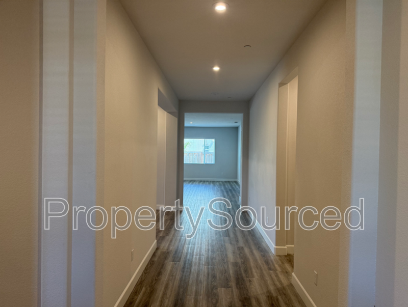 614 Madrone St - Photo 6 of 50