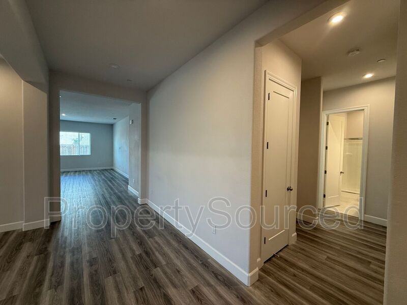 614 Madrone St - Photo 7 of 50