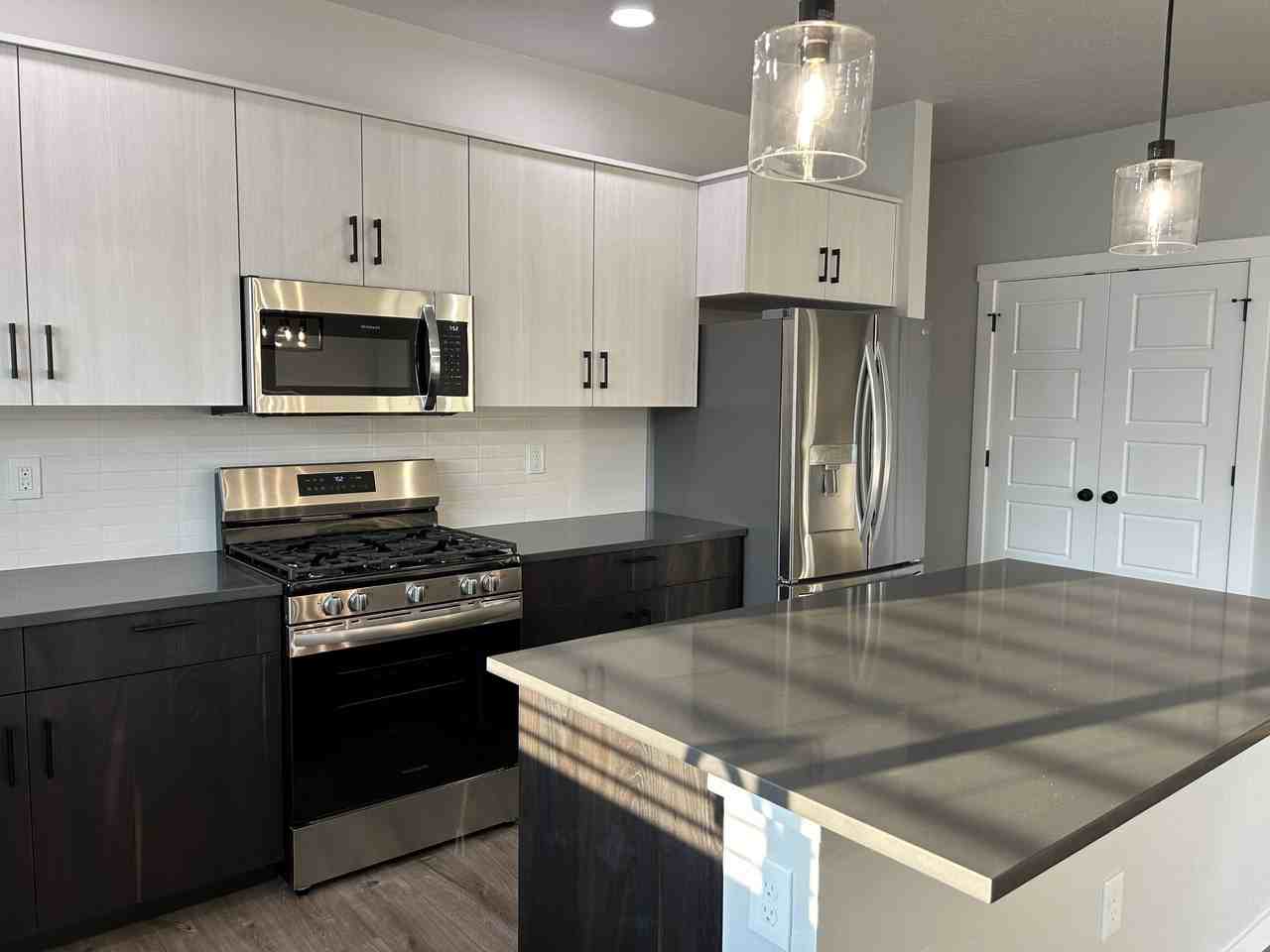 3039 S Alcamo Way #NA - Photo 6 of 24