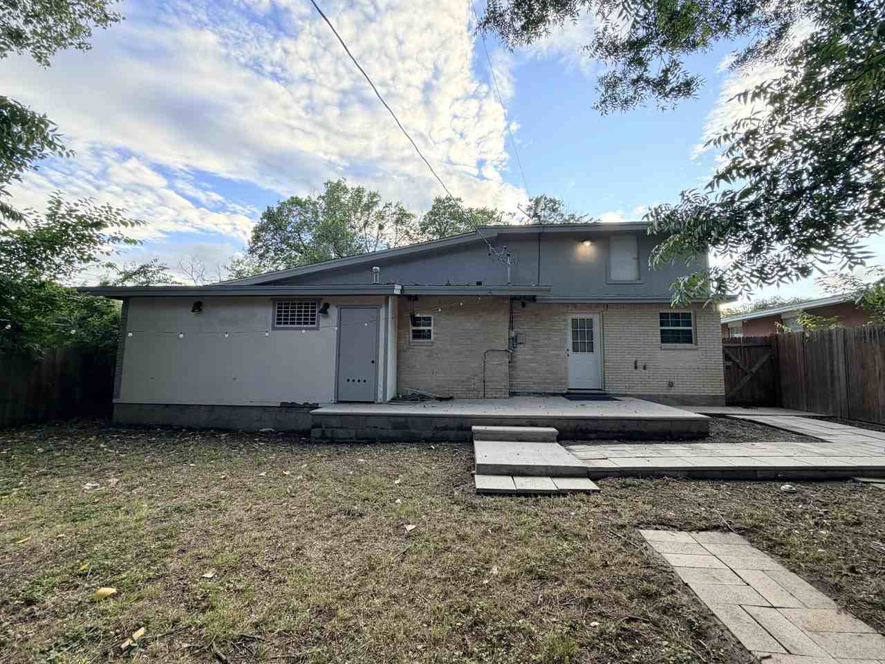4925 Lubbock Ave #NA - Photo 3 of 13