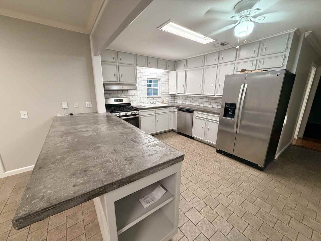 4925 Lubbock Ave #NA - Photo 7 of 13