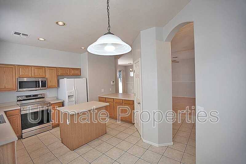 6331 W Pontiac Dr - Photo 3 of 20