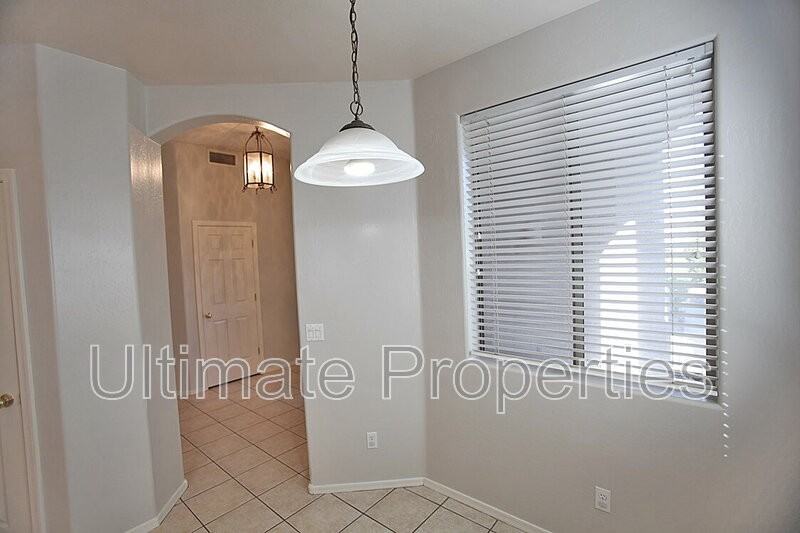 6331 W Pontiac Dr - Photo 4 of 20