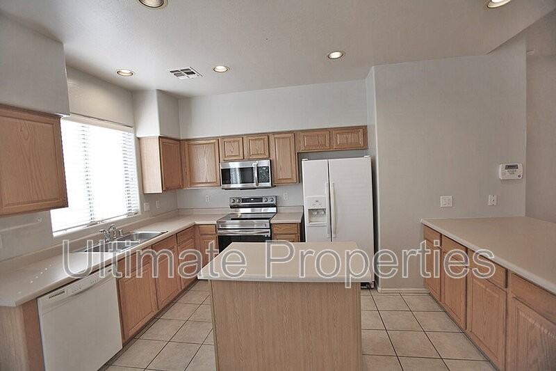 6331 W Pontiac Dr - Photo 5 of 20