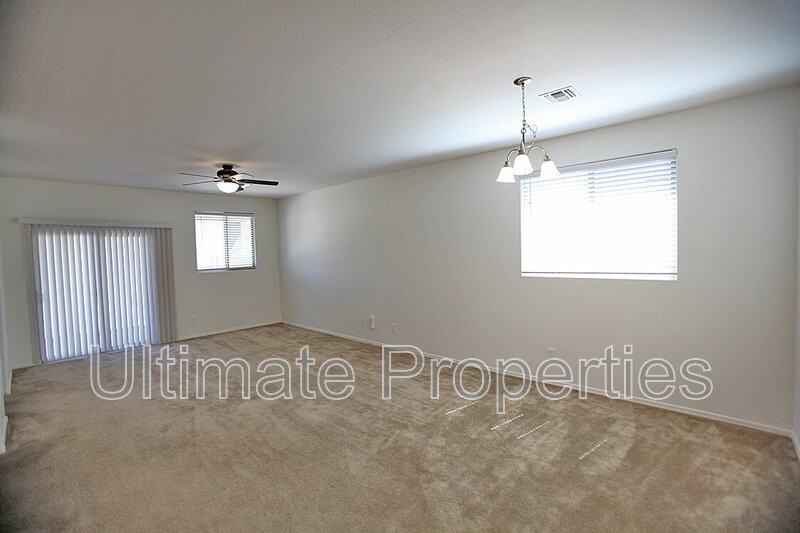 11538 W Redfield Rd - Photo 6 of 23