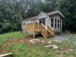 featured image of 110 Edgewood Way