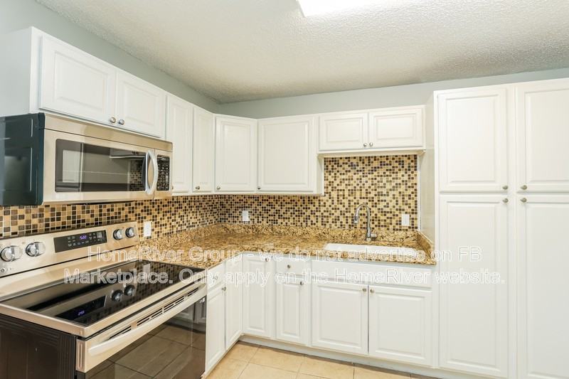 3427 Lake Tahoe - Photo 7 of 21
