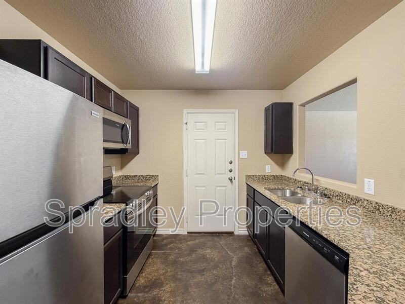 1051 Mason Dr Apt B - Photo 6 of 18