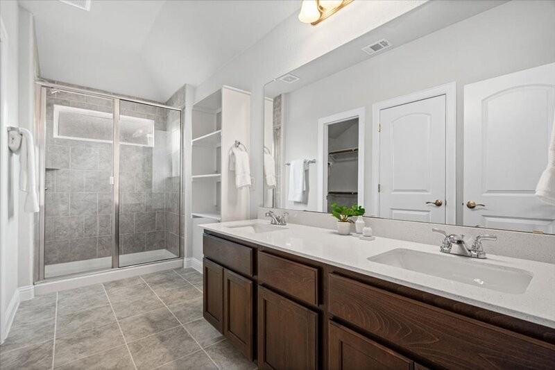 136 Free Stone Dr - Photo 5 of 28