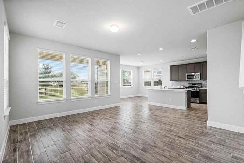 136 Free Stone Dr - Photo 7 of 28