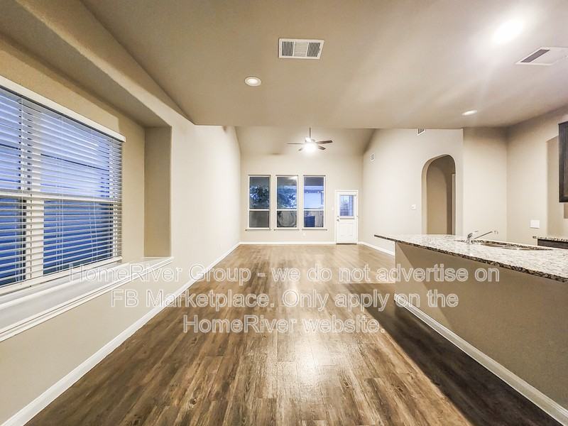 4329 Mcgregor Bluff Ln - Photo 4 of 20