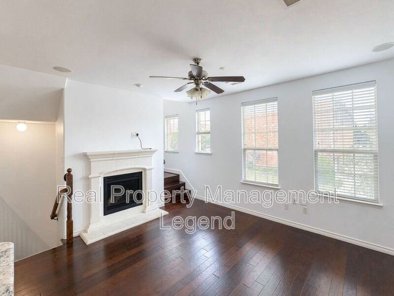 5729 Knox Dr - Photo 6 of 37
