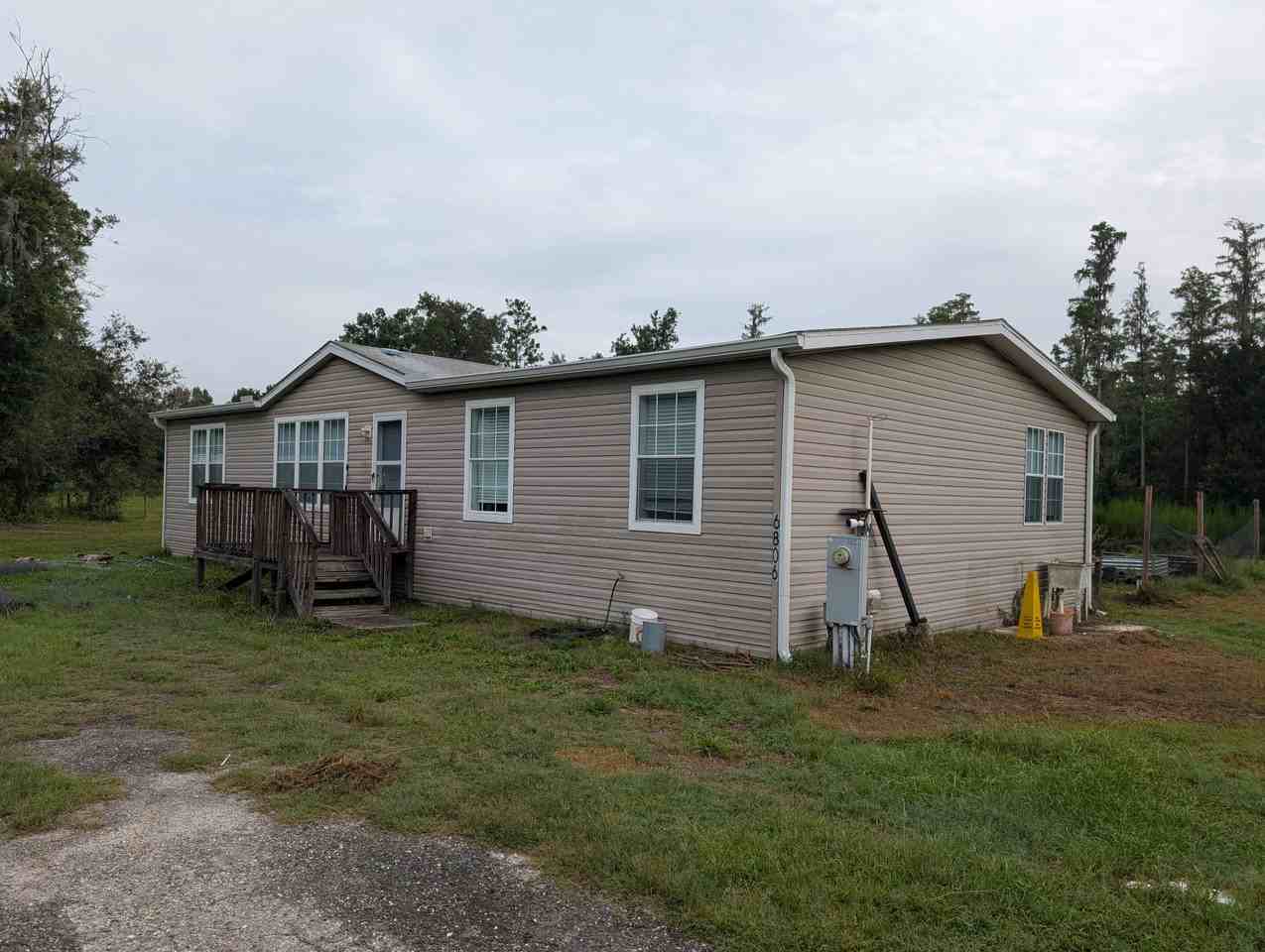 6806 Pearson Ln - Photo 2 of 26