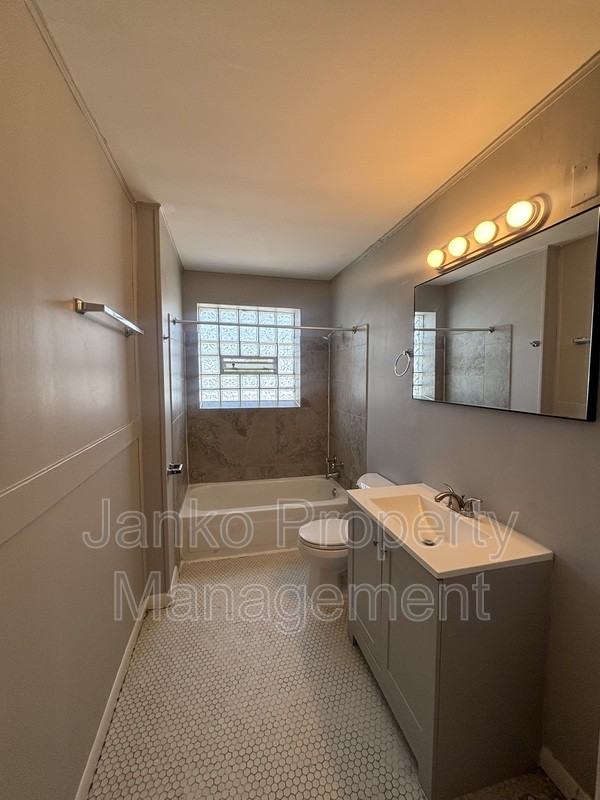 37 W 14th Pl #2 - Photo 6 of 6
