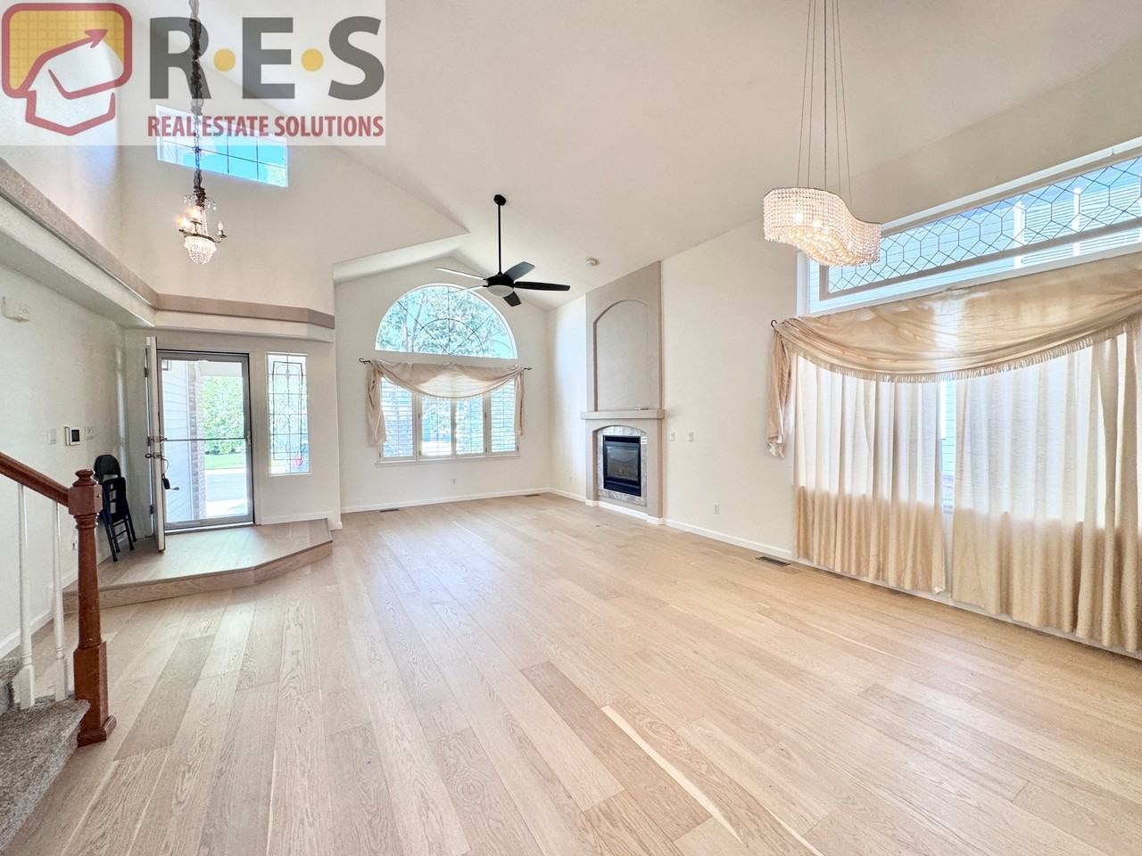 10242 Jill Ave - Photo 5 of 12